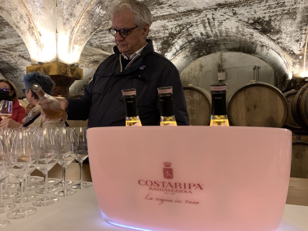 COSTARIPA - 12 CANTINA DEGUSTAZIONE