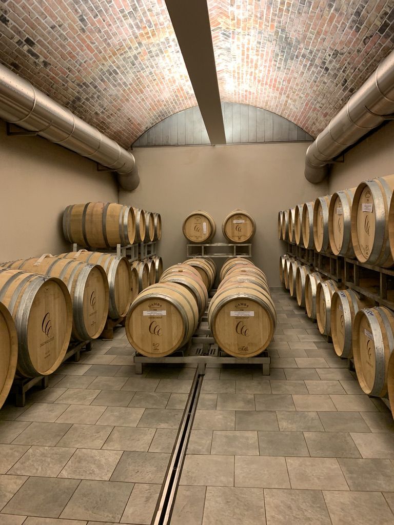 13 CASTLET - CANTINA