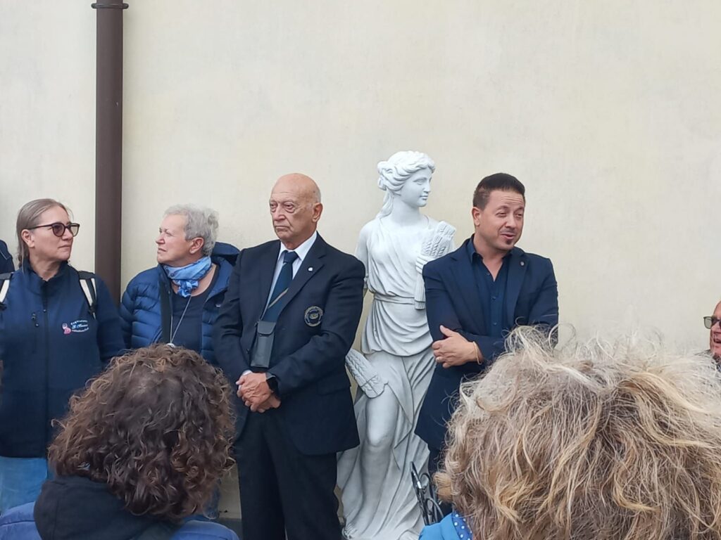 02 LA BAIA DEL SOLE - PRESENTAZIONE