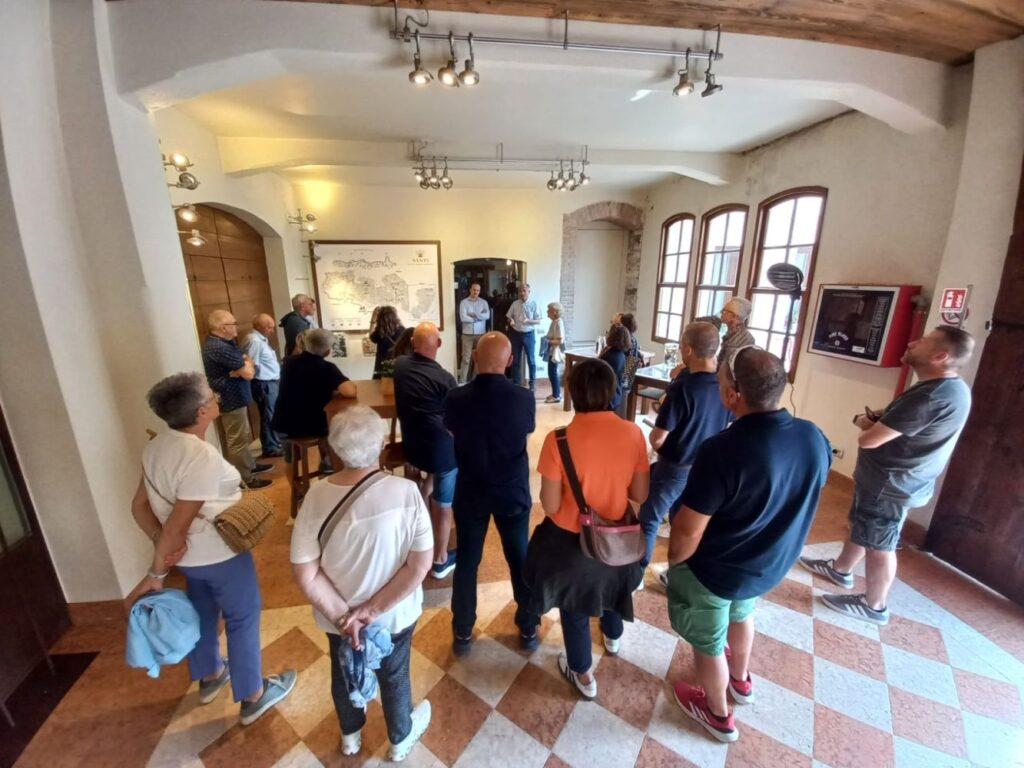 05 SANTI - PRESENTAZIONE