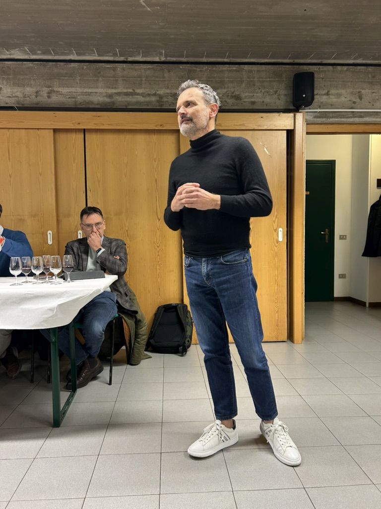 16 AMARONI - PRESENTAZIONE