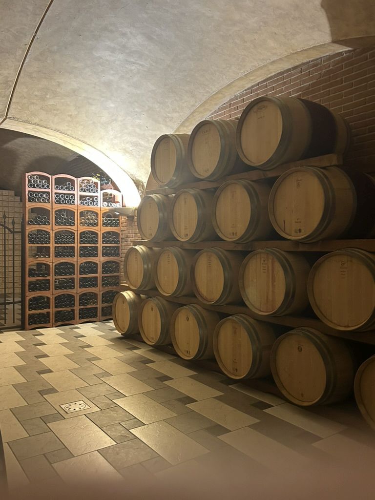 09 CA' RUGATE - CANTINA