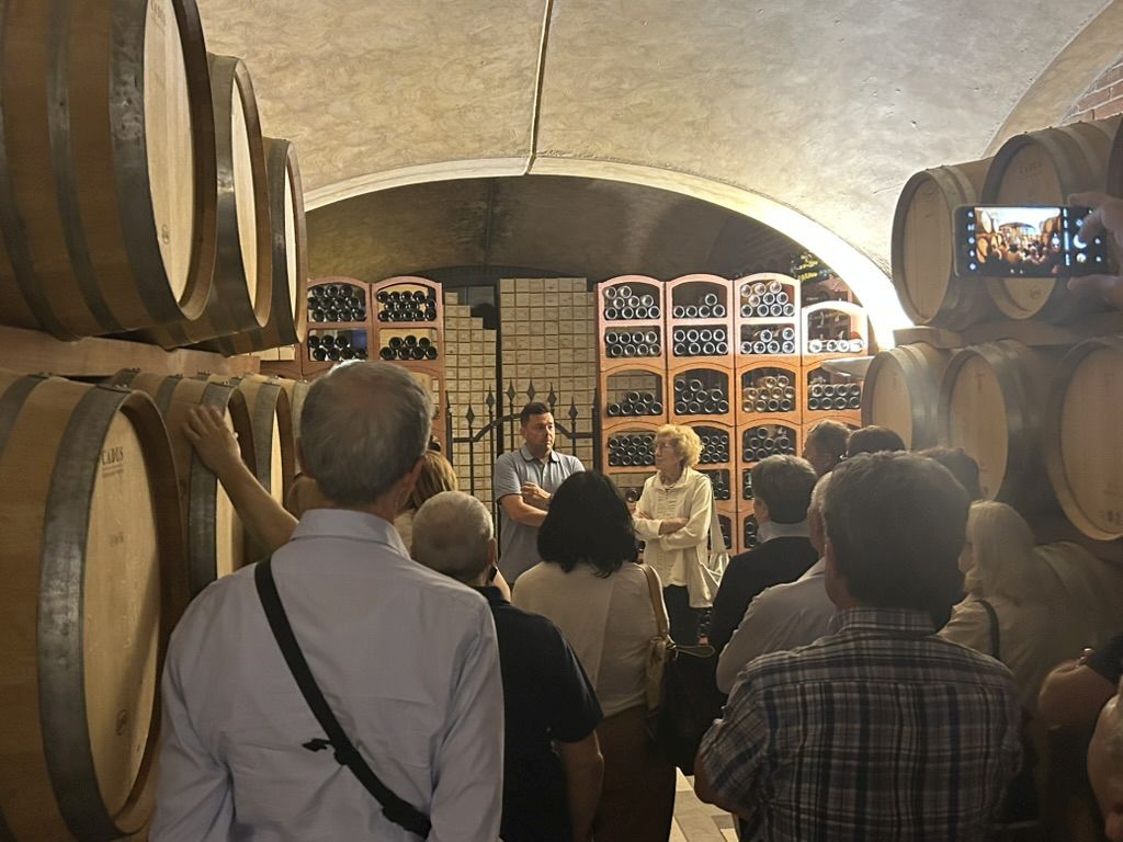 34 CA' RUGATE - CANTINA