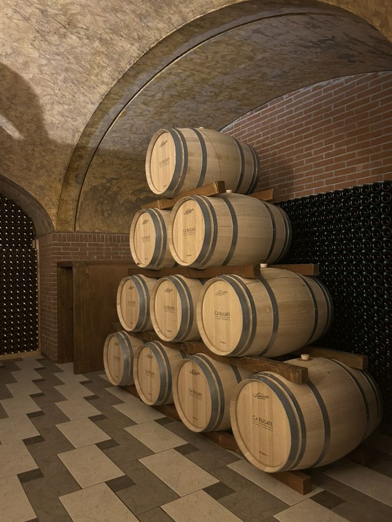 40 CA' RUGATE - CANTINA